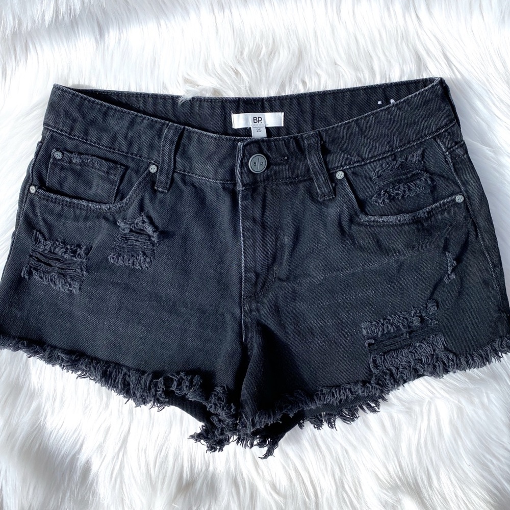 SOLD / BP • black frayed shorts